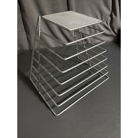Display Rack Silver 9”L x 7”W X 7” Graduated - Picture 13 of 16